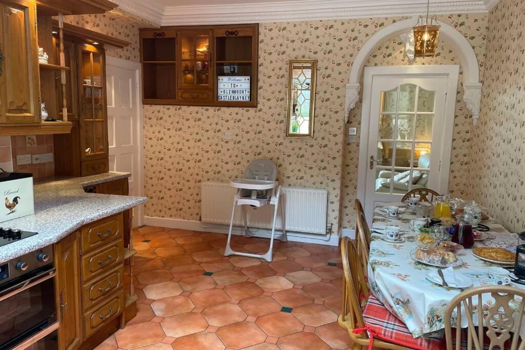 Glenmount Castleblayney Villa Exterior photo
