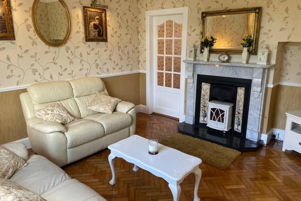 Glenmount Castleblayney Villa Exterior photo